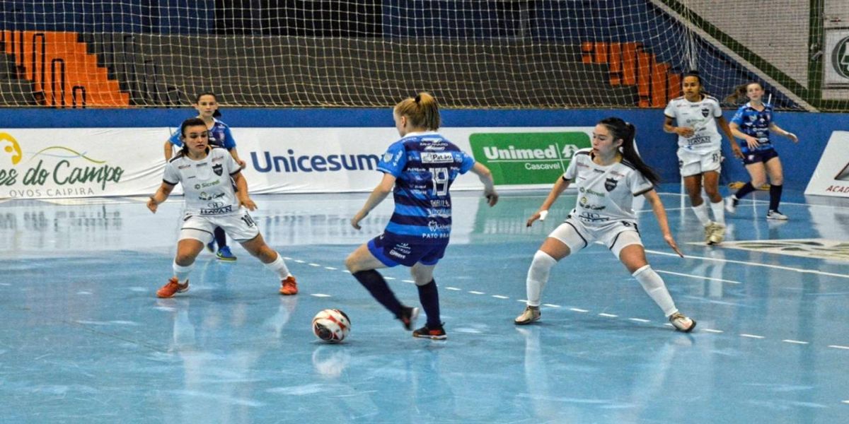 Stein Cascavel Futsal vence Unidep/Pato pelo Campeonato Paranaense Feminino