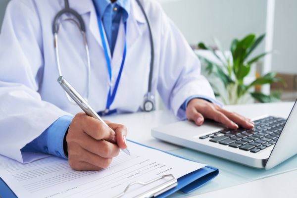 Como empresas médicas podem buscar fôlego nos negócios em época de restrições