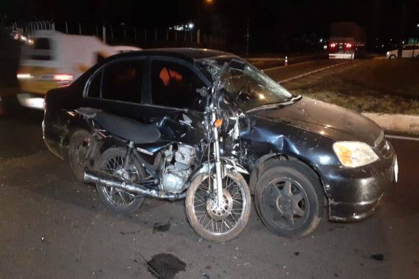 Imagem referente a notícia: Motociclista fica ferido após colisão de trânsito na BR-277, no Trevo da Portal em Cascavel