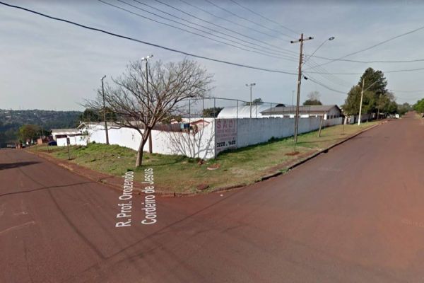 Sadi Kisiel pede manutenção no centro esportivo do 14 de Novembro