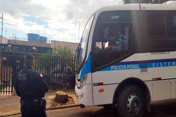 Mais duas carceragens de delegacias são desativadas no Paraná