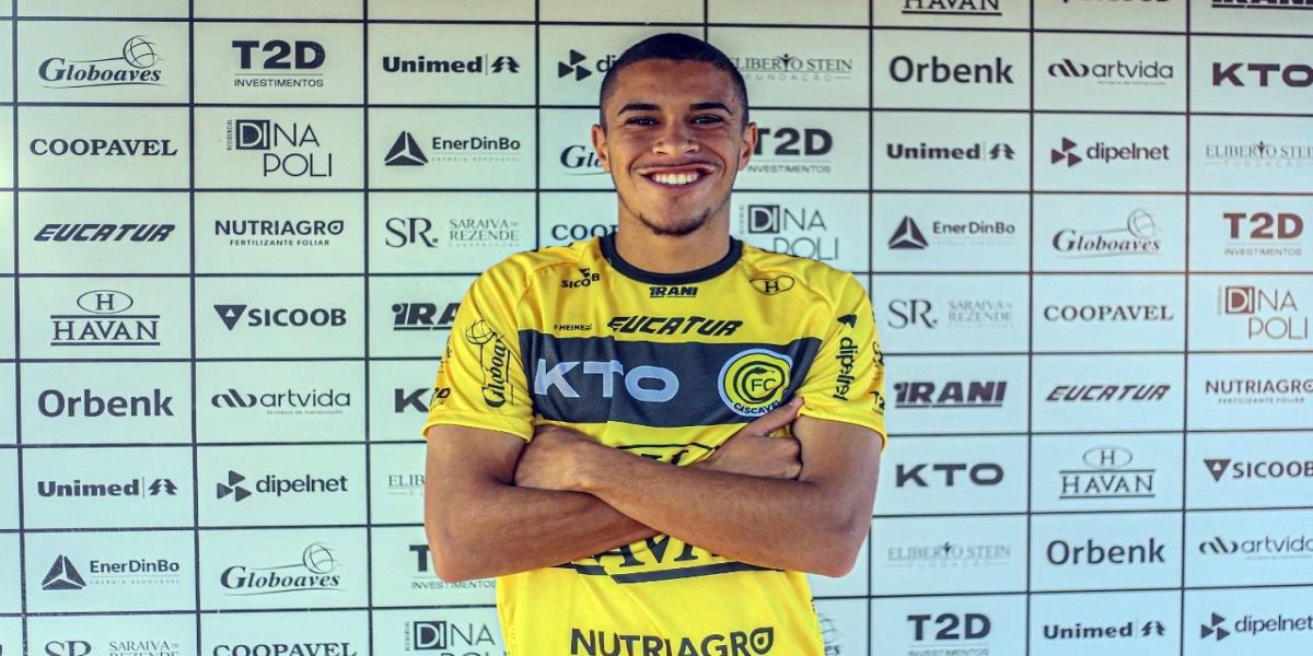 Na véspera da estreia no Campeonato Brasileiro da Série D, Cascavel apresenta volante Lohan Alves