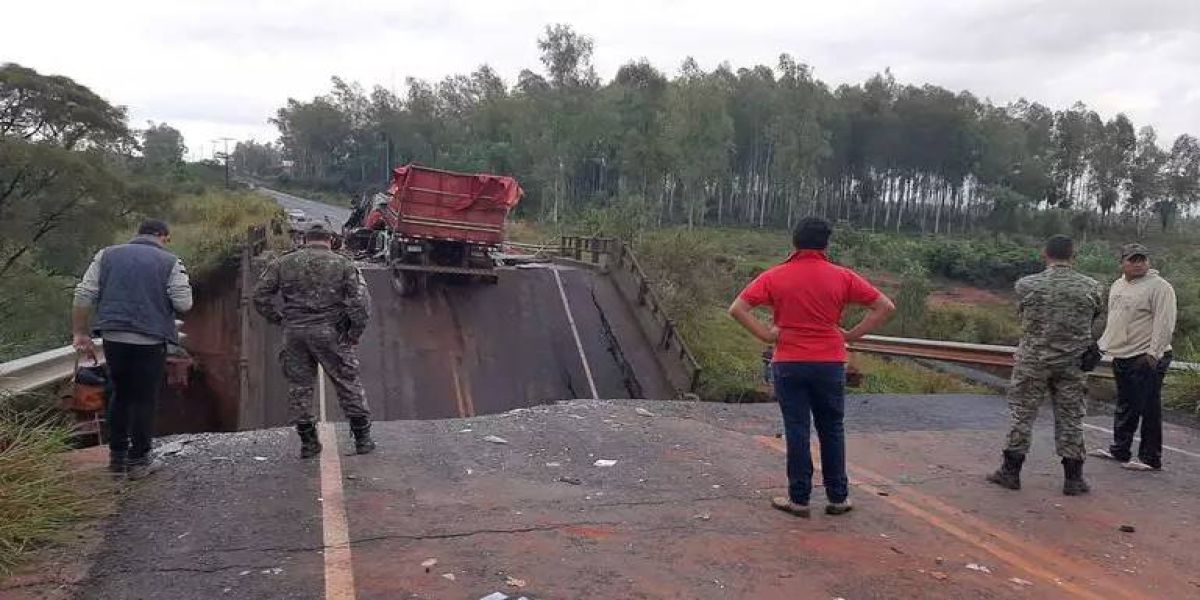 Dois morrem e três ficam feridos em queda de ponte na fronteira do Paraguai com Mato Grosso do Sul