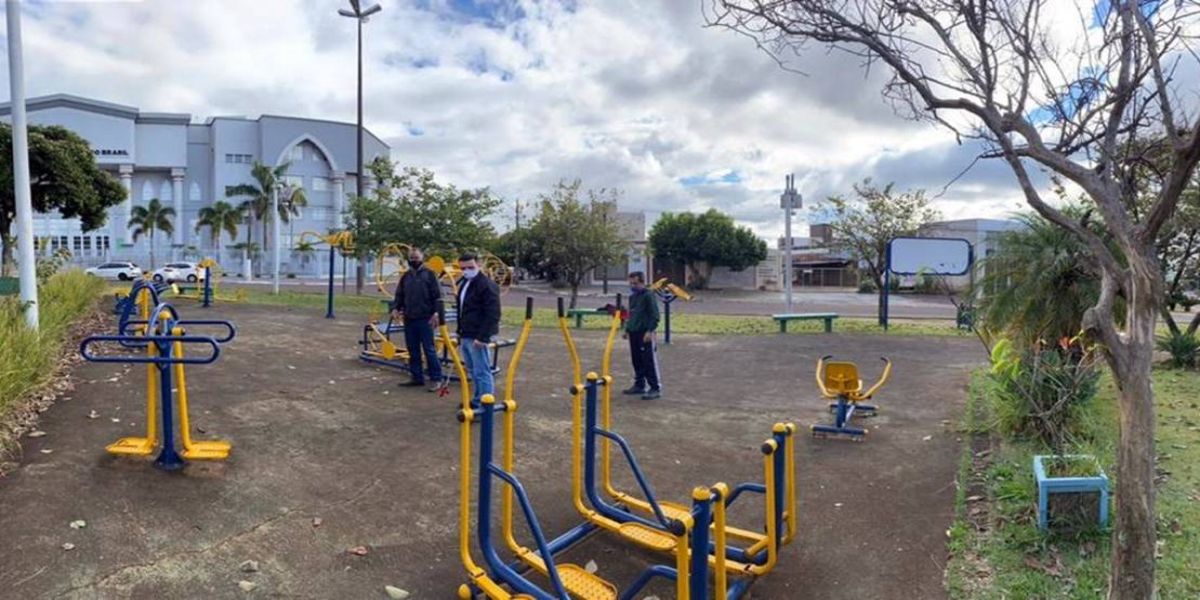 Vereador pede instalação de parquinho infantil na Praça Fonte da Pedra
