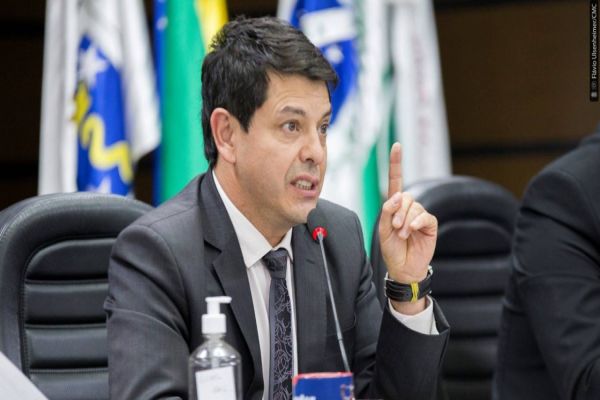 Dr. Lauri propõe ecopontos com contêiner e caçamba em cada Território Cidadão