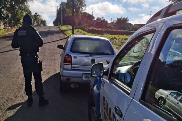Guarda Municipal recupera Gol com alerta de furto no Bairro Tarumã