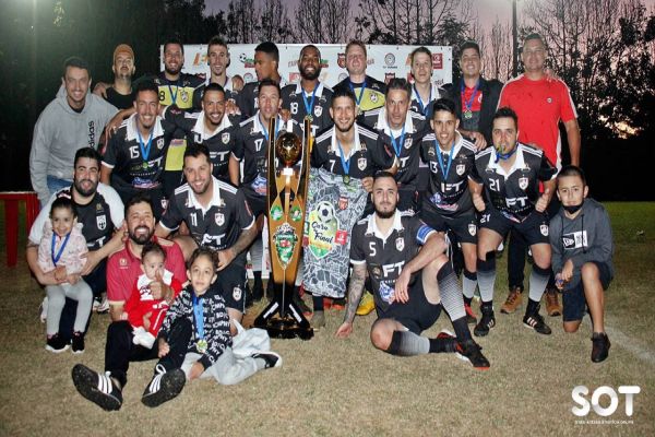 Imagem referente a notícia: FT Fercaus é o grande campeão do 11º Campeonato Chácara Fardoski