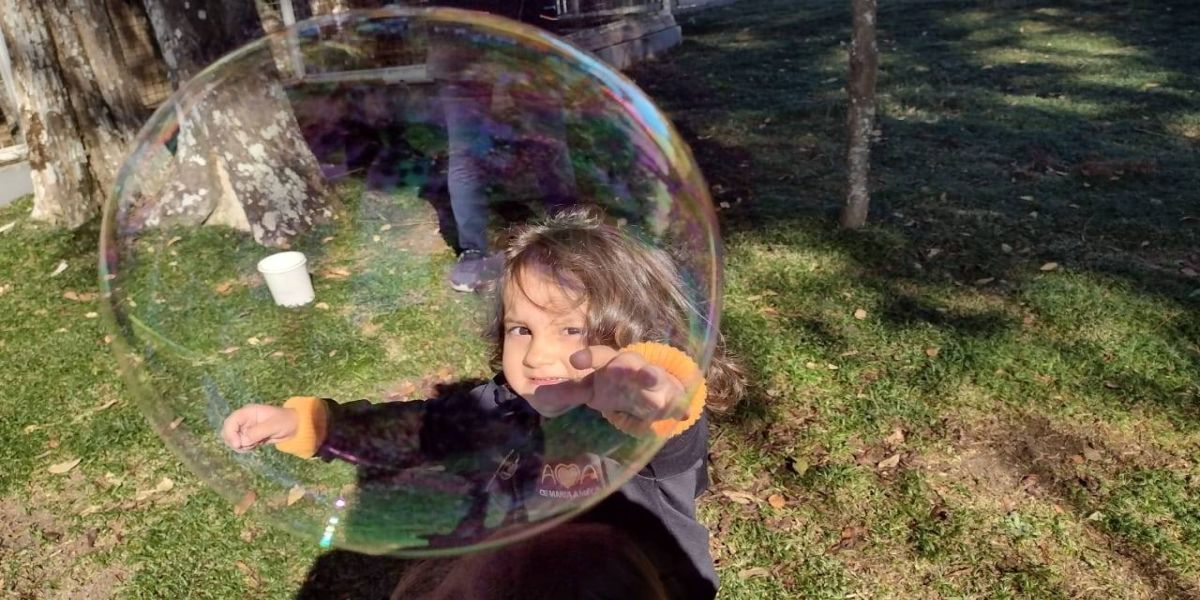 Ecoalfabetização: vínculo emocional com a natureza desenvolve consciência ambiental desde cedo