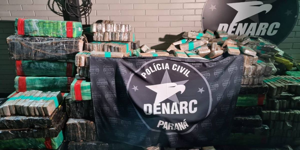 Denarc Cascavel apreende 1.320 quilos de maconha e 10 quilos de haxixe na BR-277