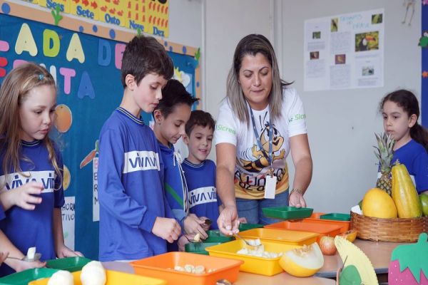 Com estratégia e adaptação, Sicredi garante capacitação de professores na pandemia