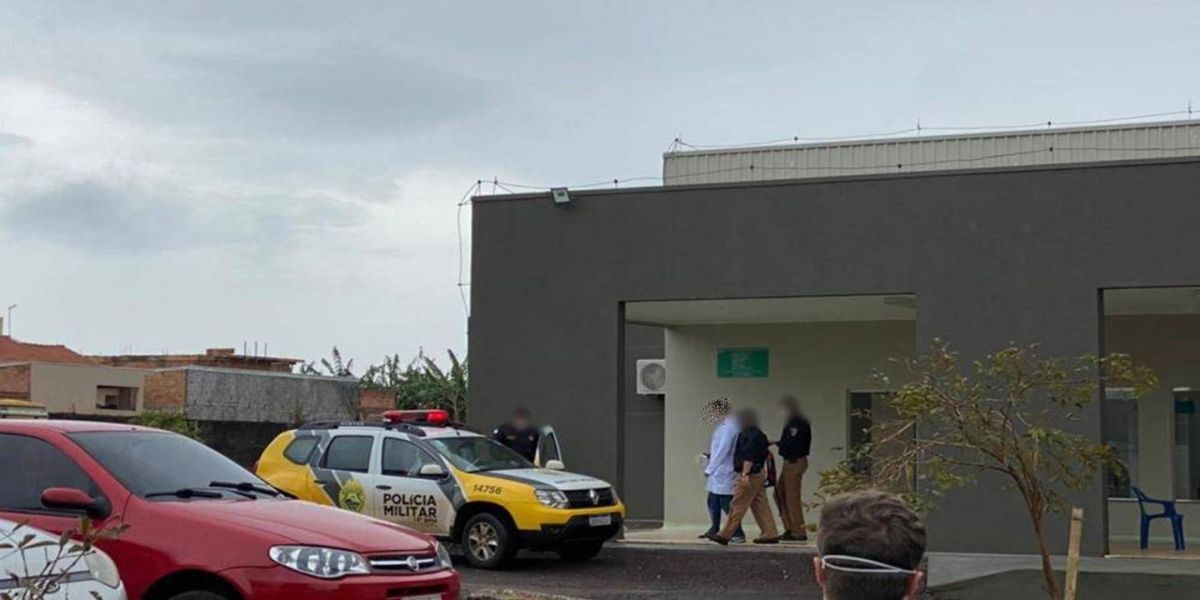 Médico de Cascavel é detido após ser flagrado por pacientes adquirindo drogas em Cafelândia