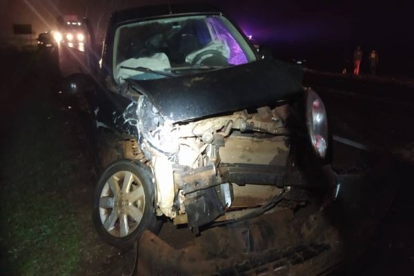 Homem fica ferido após colisão frontal na BR-277 em Cascavel