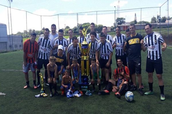 Real Cascavel vence Auto Escola Vida e fatura o título da 2ª Copa Arena Cartola