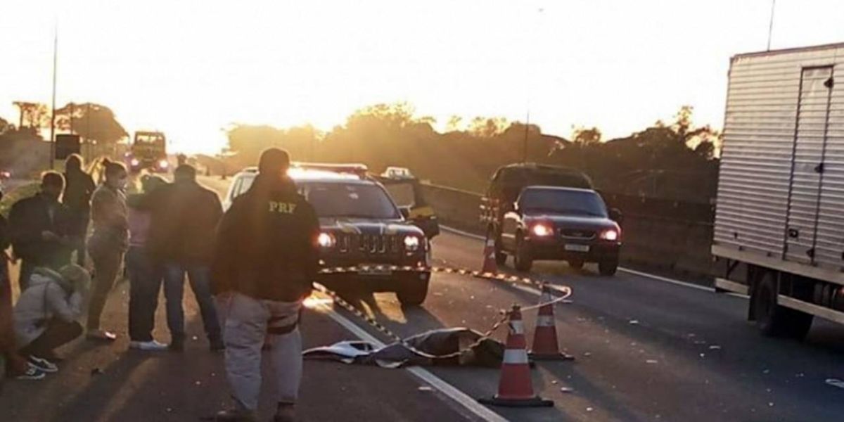 Jovem morre atropelada na BR 277 em Medianeira