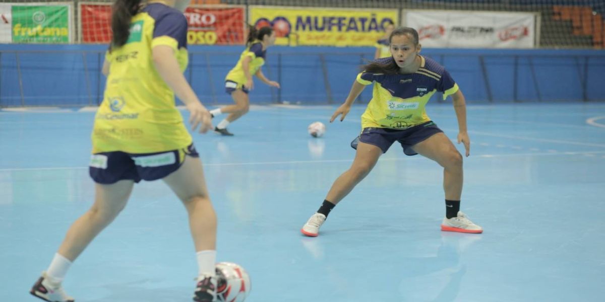 Stein Cascavel Futsal faz os últimos ajustes para o clássico do oeste
