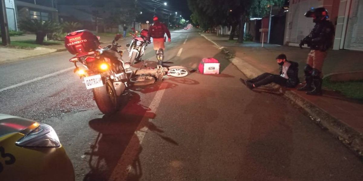 Operação Bloqueio detém dois condutores não habilitados e recolhe veículos com débitos