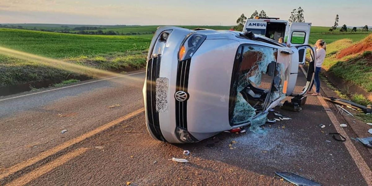 Capotamento é registrado na PR-180 próximo a Boa vista da Aparecida