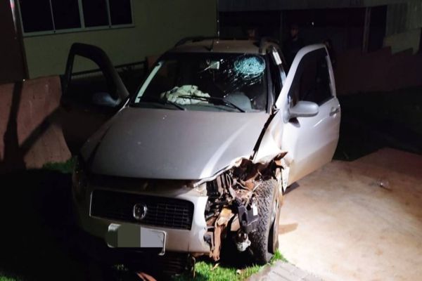 Colisão frontal entre Fiesta e Strada é registrada na Rua Girasol em Corbélia