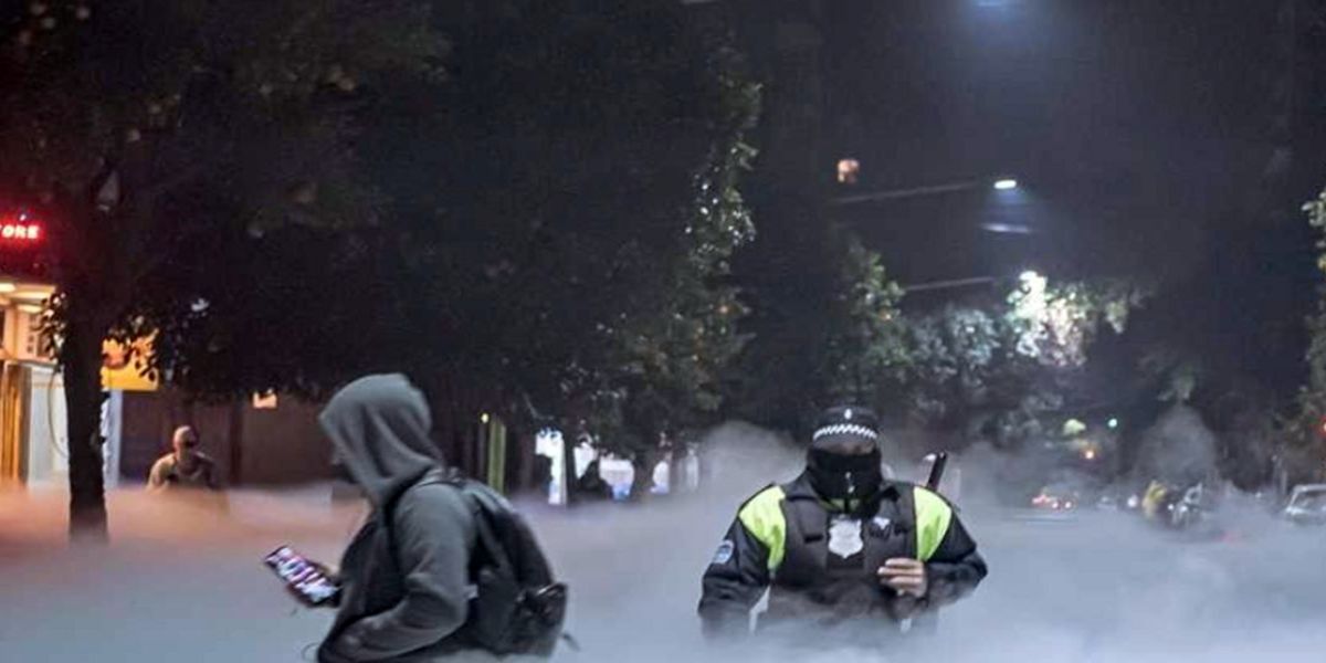 Estranha e densa nuvem branca invade ruas e gera medo entre moradores na Argentina; Fotos