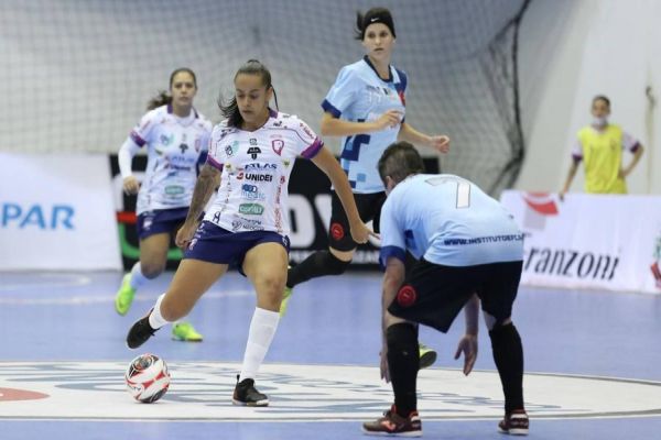 Imagem referente a notícia: Unidep/Pato Branco vence Instituto Cascavel por 12 a 1 pelo Campeonato Paranaense