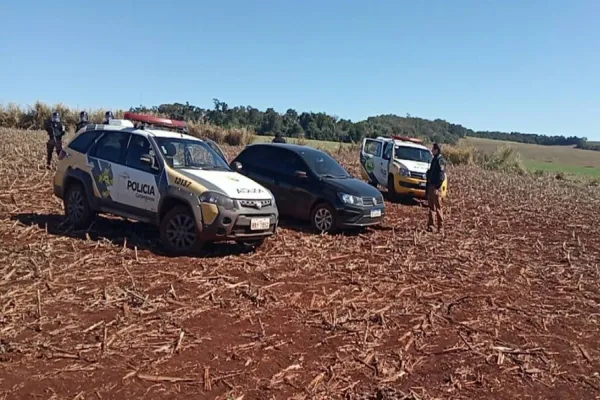 Foto relacionada a notícia: Polícia Militar é acionada para impedir invasão de terras em Catanduvas