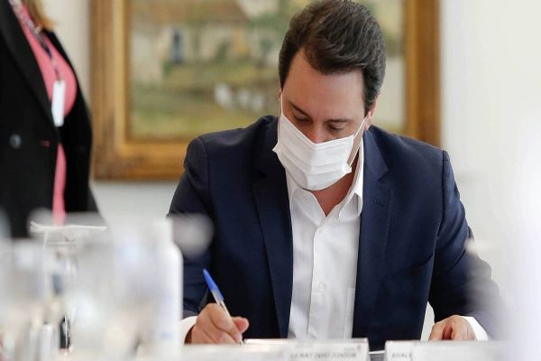 Novo decreto muda as regras aos domingos e estende restrições até 31 de julho