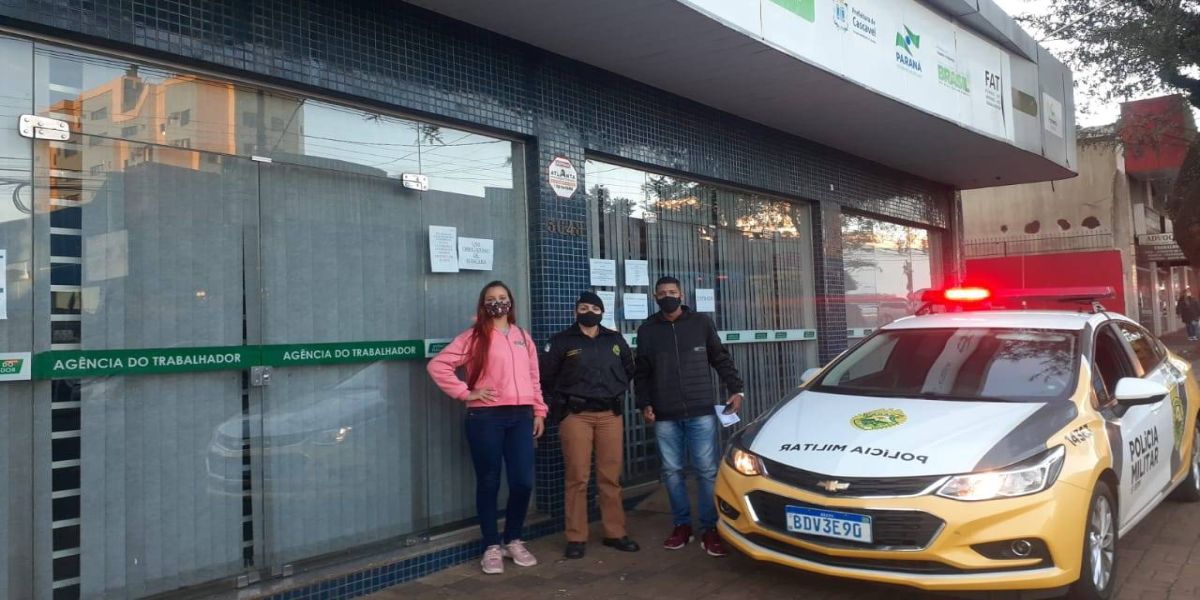 Polícia Militar auxilia casal desempregado a conseguir entrevista de emprego em Cascavel