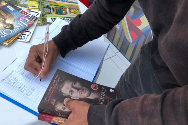 Leitura Solidária chega ao Centro da Juventude do Interlagos