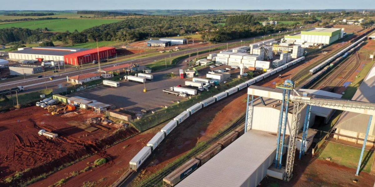 Ferroeste tem crescimento de 13% na movimentação de contêineres no 1º semestre