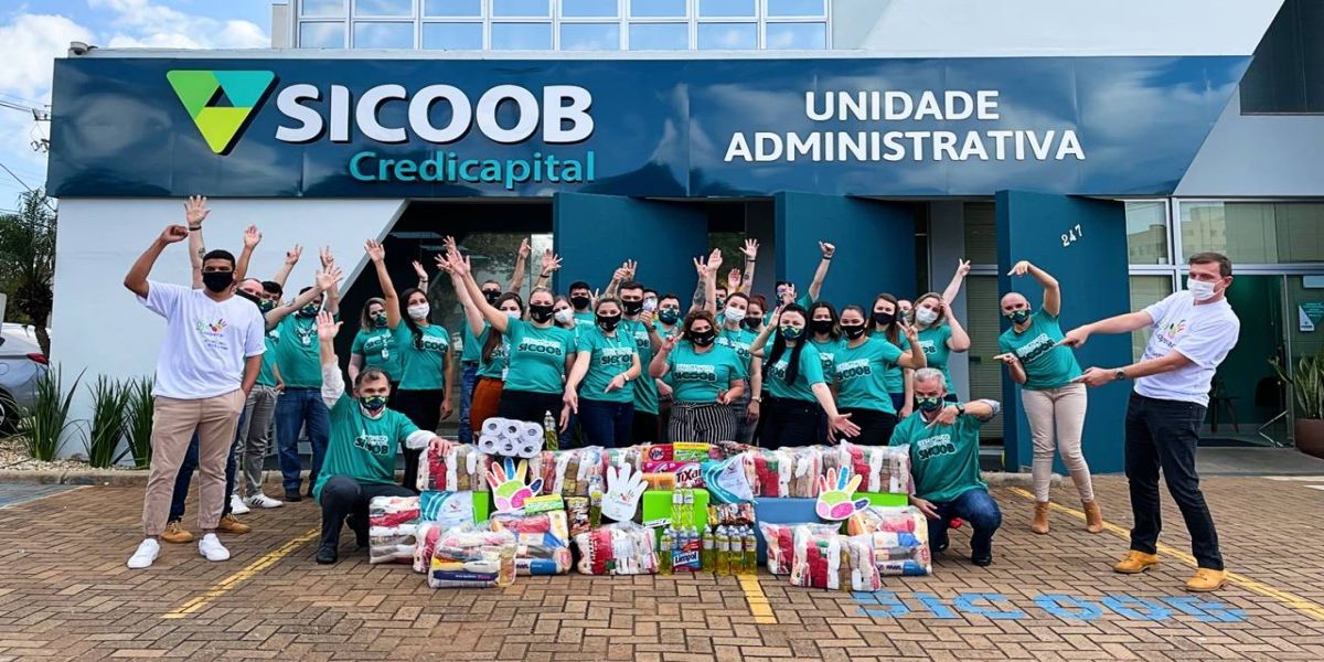 Campanha do Dia do C arrecada mais de 12 mil produtos e ajuda cinco entidades sociais de Cascavel