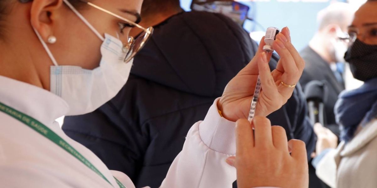 Covid-19: Confira as unidades que continuam a vacinação nesta quinta (8) para 37 anos