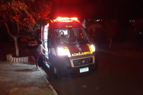 Imagem referente a notícia: Homem corta a mão após ser agredido no Bairro Morumbi em Cascavel