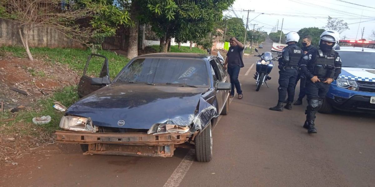 Homem é detido pela Guarda Municipal por embriaguez ao volante no Bairro Floresta