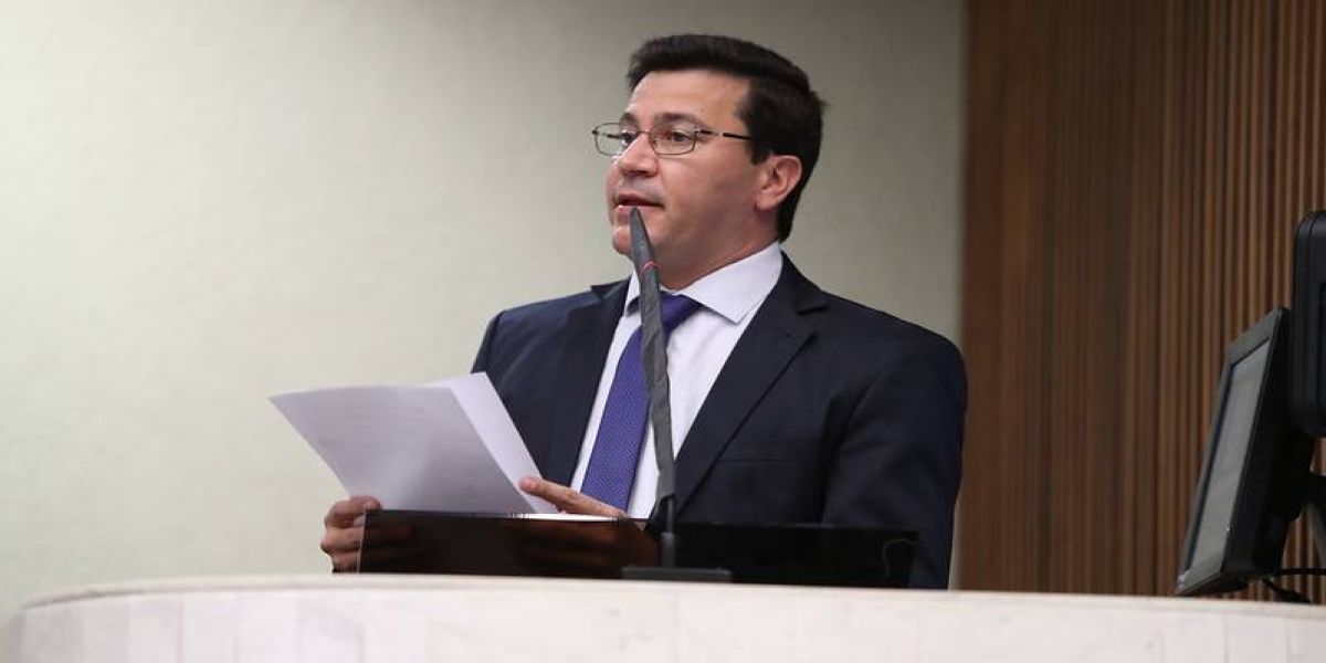 Ensino de espanhol pode se tornar obrigatório nas escolas públicas no Paraná