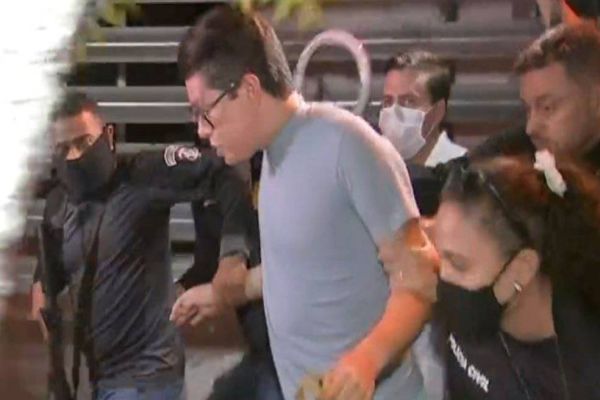 Imagem referente a notícia: DJ Ivis é preso na Grande Fortaleza por agressões contra ex-mulher, Pamella Holanda