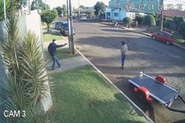 Imagem referente a notícia: Delegado prende empresário por homicídio e desconstrói versão de que ele teria sido agredido