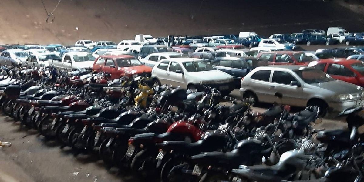 Transitar leiloa 120 veículos conservados e mais 123 lotes de sucatas