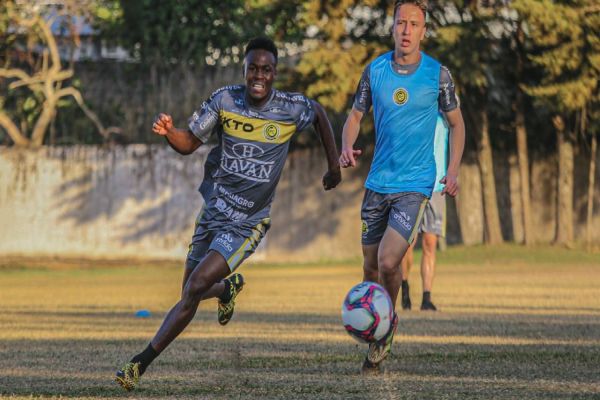 Em duelo de paranaenses, FC Cascavel vai até Paranaguá enfrentar a equipe do Rio Branco