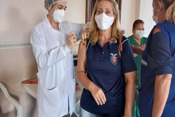 Vacinação foi fundamental para rede estadual retomar as aulas presenciais com segurança