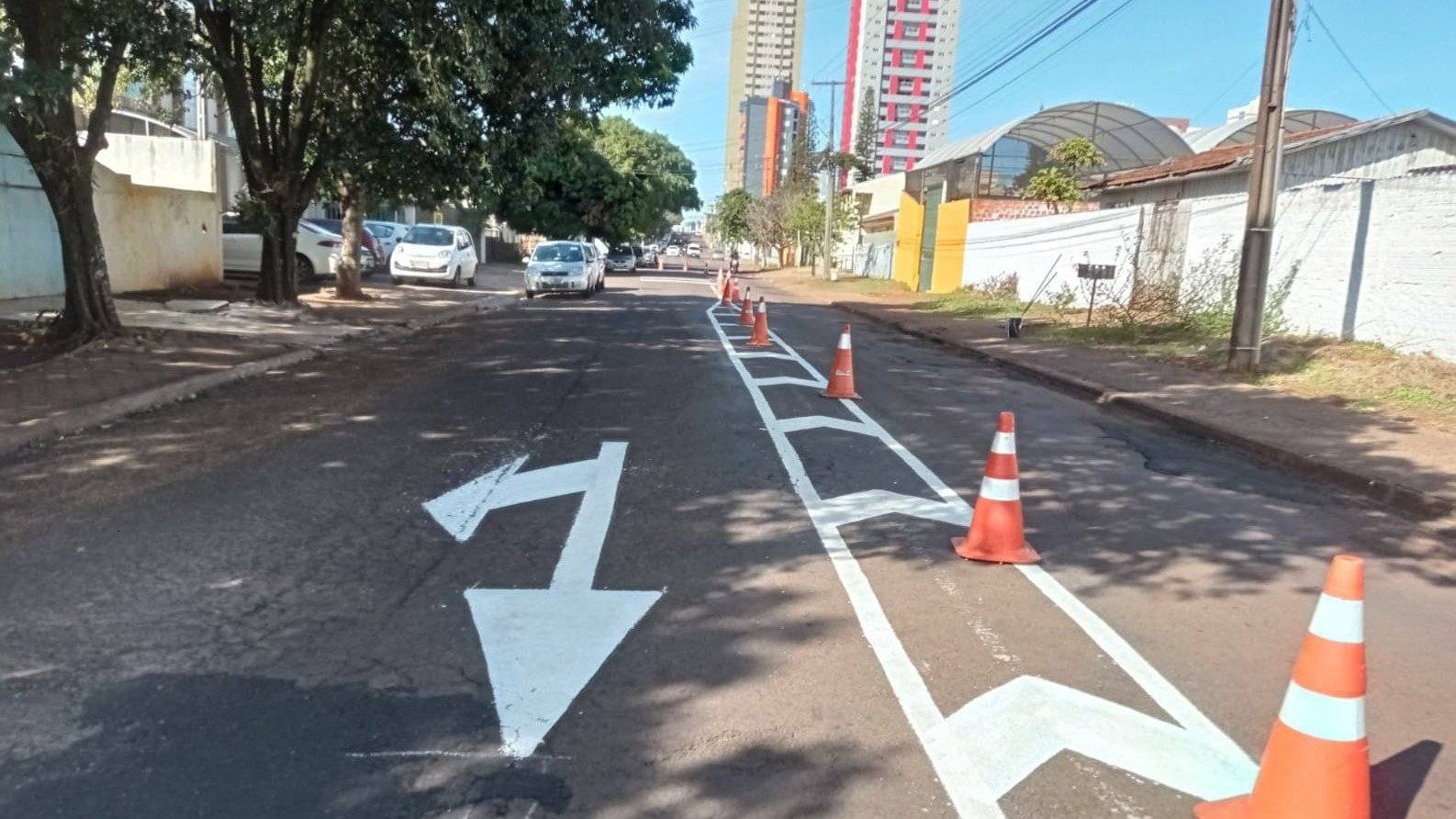 Trânsito: Transitar reforça sinalização com estreitamento de pista na Flamboyant com binários