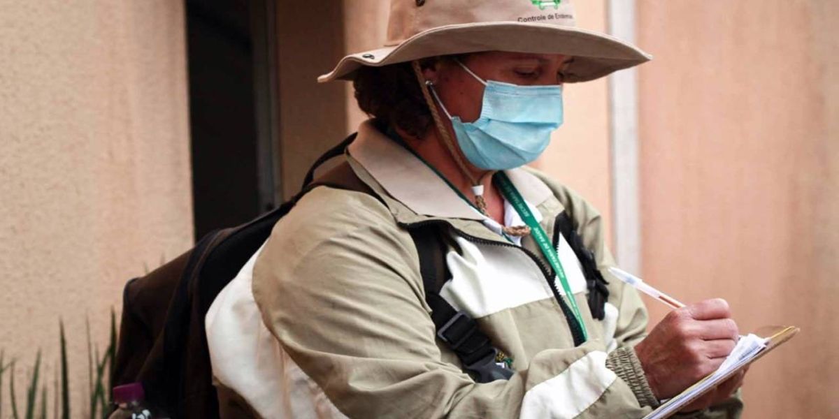 Agentes intensificam ações de combate à dengue na região do Santa Cruz