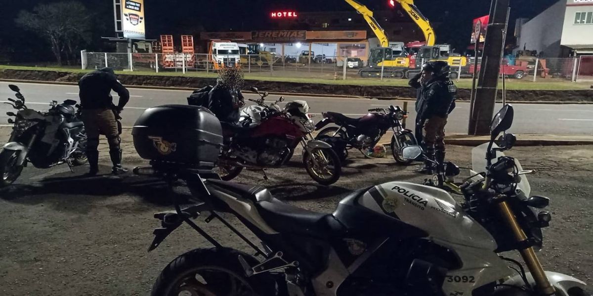Policia Militar recolhe três motocicletas por irregularidades em Cascavel