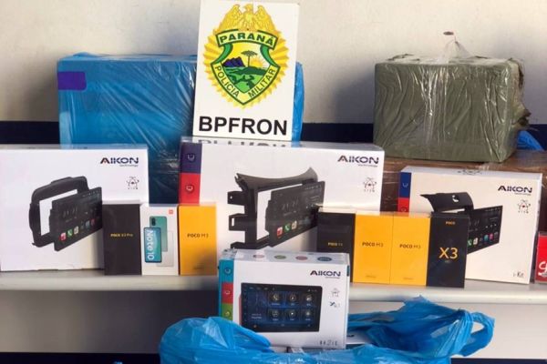 BPFRON apreendem contrabando em ônibus na cidade de Cascavel