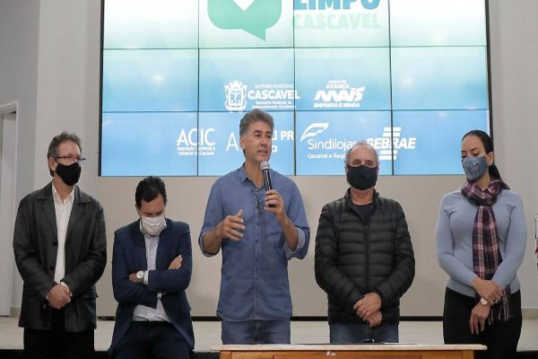 Meu nome limpo: Paranhos lança campanha que facilita renegociação de dívidas