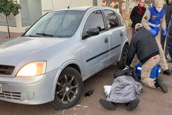 Imagem referente a notícia: Motociclista fica ferido após colisão de trânsito no Jardim Gramado em Cascavel