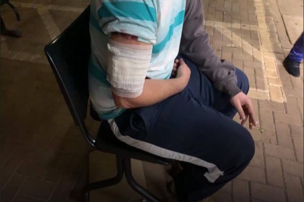 Imagem referente a notícia: Homem foi atingido por bala perdida no Loteamento Bela Vista