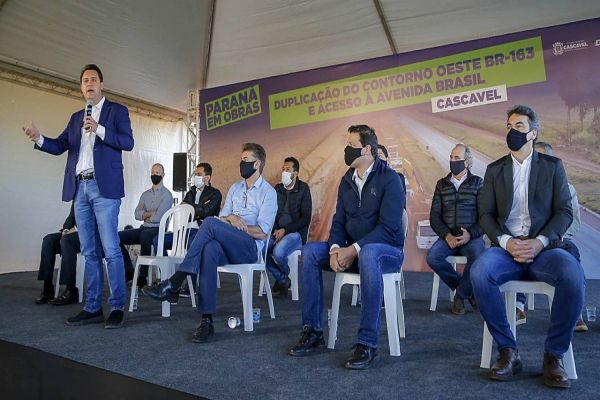 Imagem referente a notícia: Estado e Itaipu lançam pedra fundamental da duplicação do Contorno Oeste de Cascavel