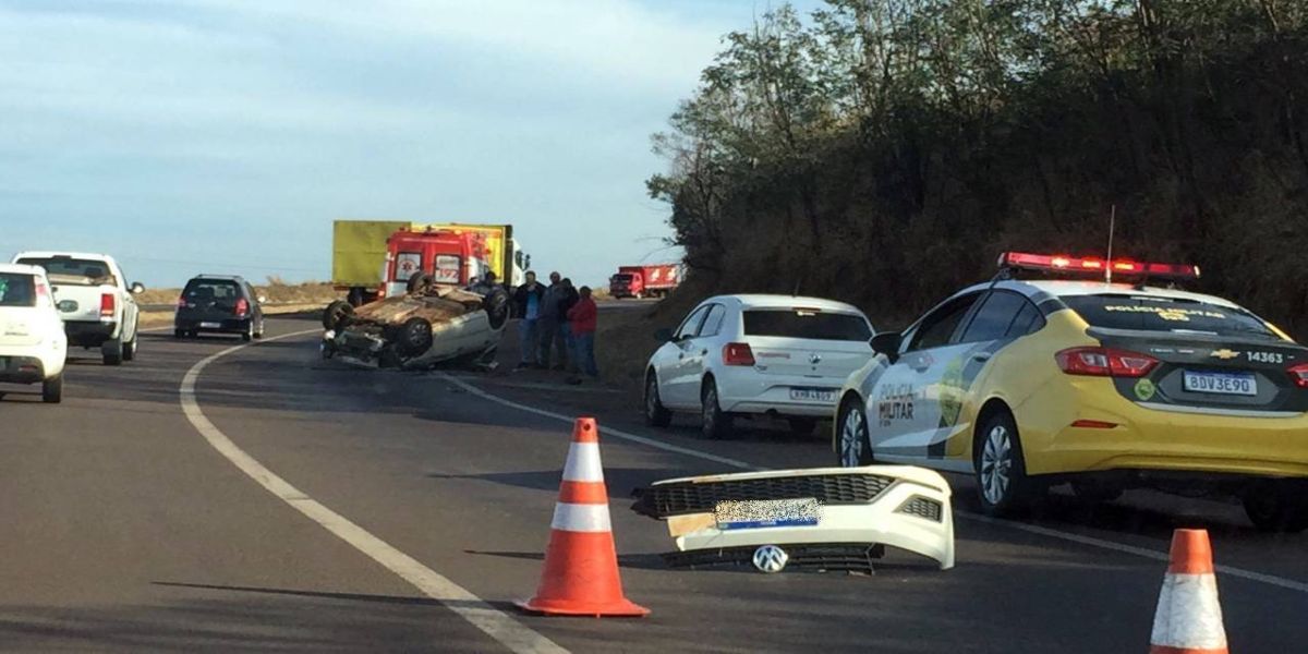 Capotamento é registrado na BR-467, em Sede Alvorada