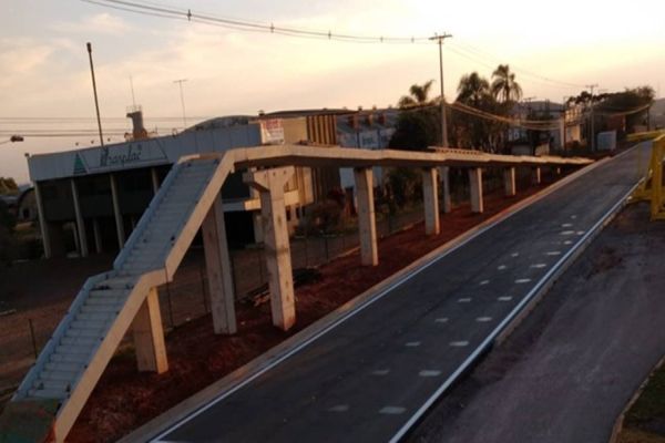 Ecocataratas implanta nova passarela no Trevo Cataratas, em Cascavel