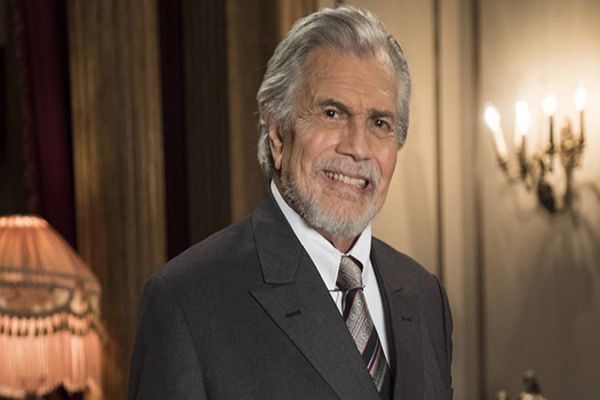 Imagem referente a notícia: Morre o ator Tarcísio Meira, aos 85 anos, vítima de Covid-19